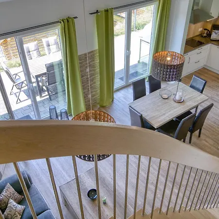 Haus Schoenblick * Rieden (Mayen-Koblenz)